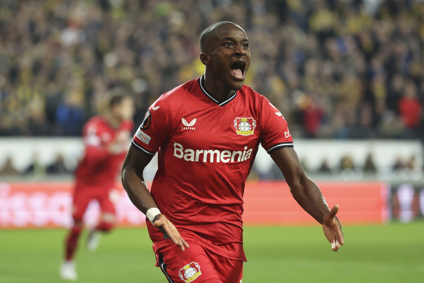 Aston Villa ký hợp đồng với tuyển thủ Pháp Moussa Diaby từ Bayer Leverkusen | Tin tức AP