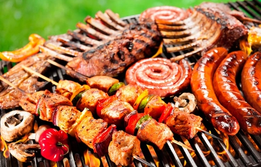 BBQ là gì? Thực đơn tiệc BBQ tổ chức tại nhà ngon