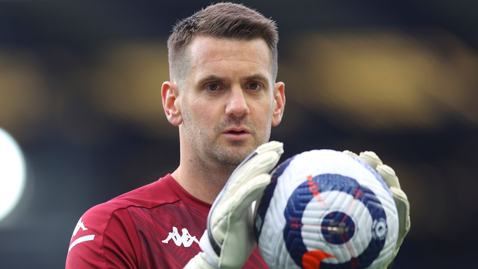 Tom Heaton: Hành trình sự nghiệp của một thủ môn xuất sắc